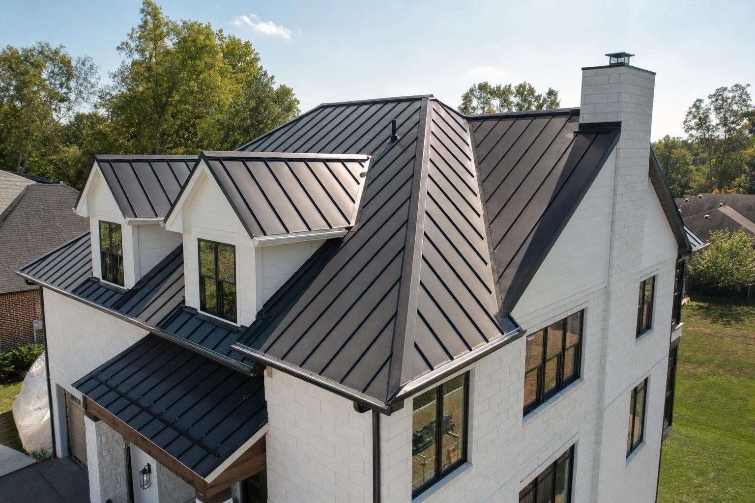Metal Roof Cost vs Shingles: Compare Upfront and Long-Term Plans