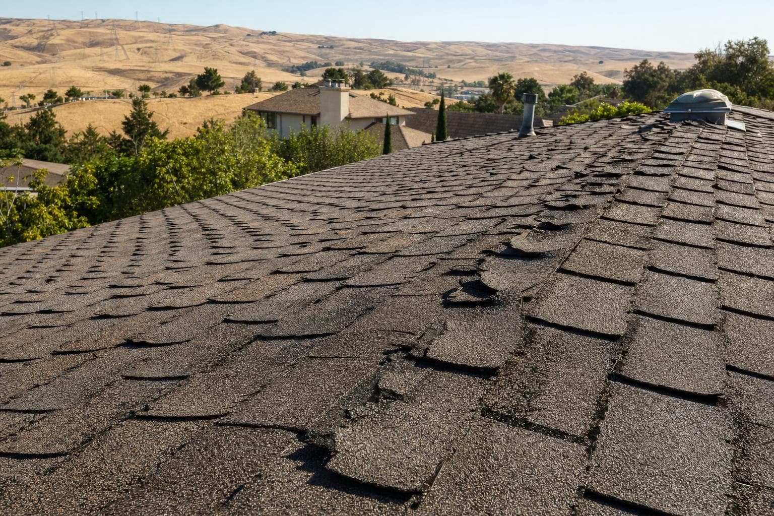 How Long Does a Shingle Roof Last in California?