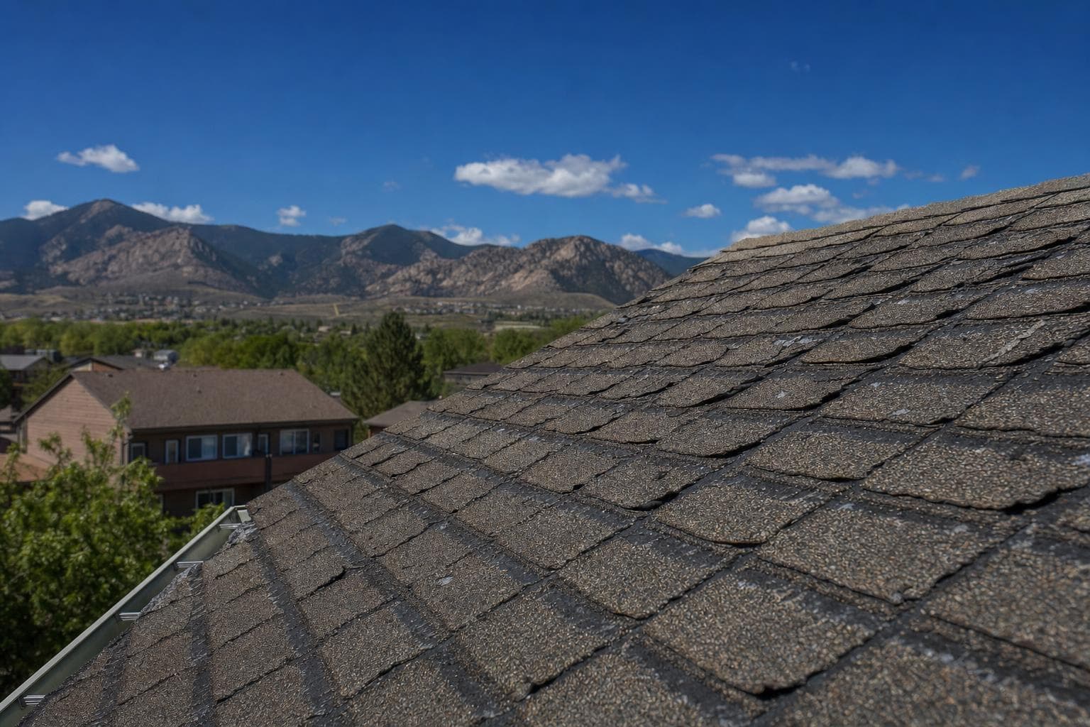 How Long Does a Shingle Roof Last in Colorado?